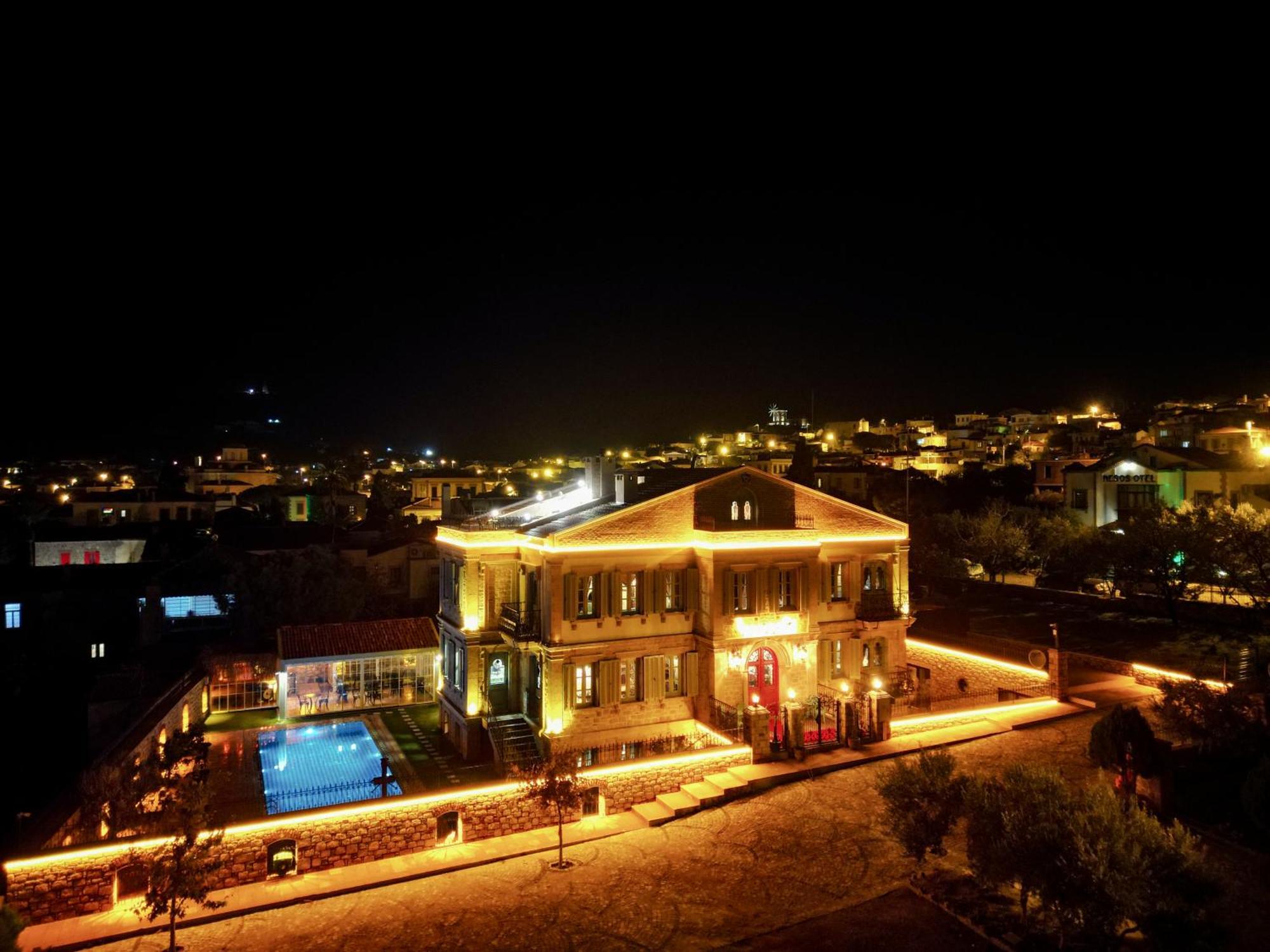 Hotel Naz Su Cunda Esterno foto