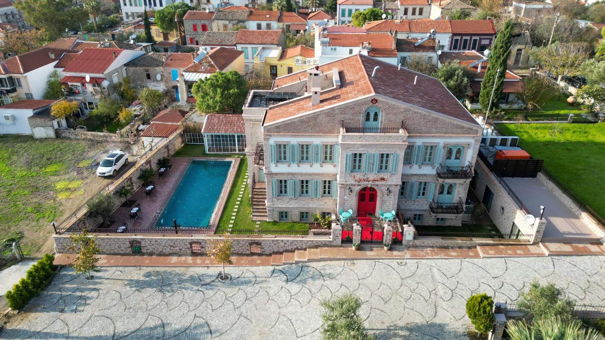 Hotel Naz Su Cunda Esterno foto