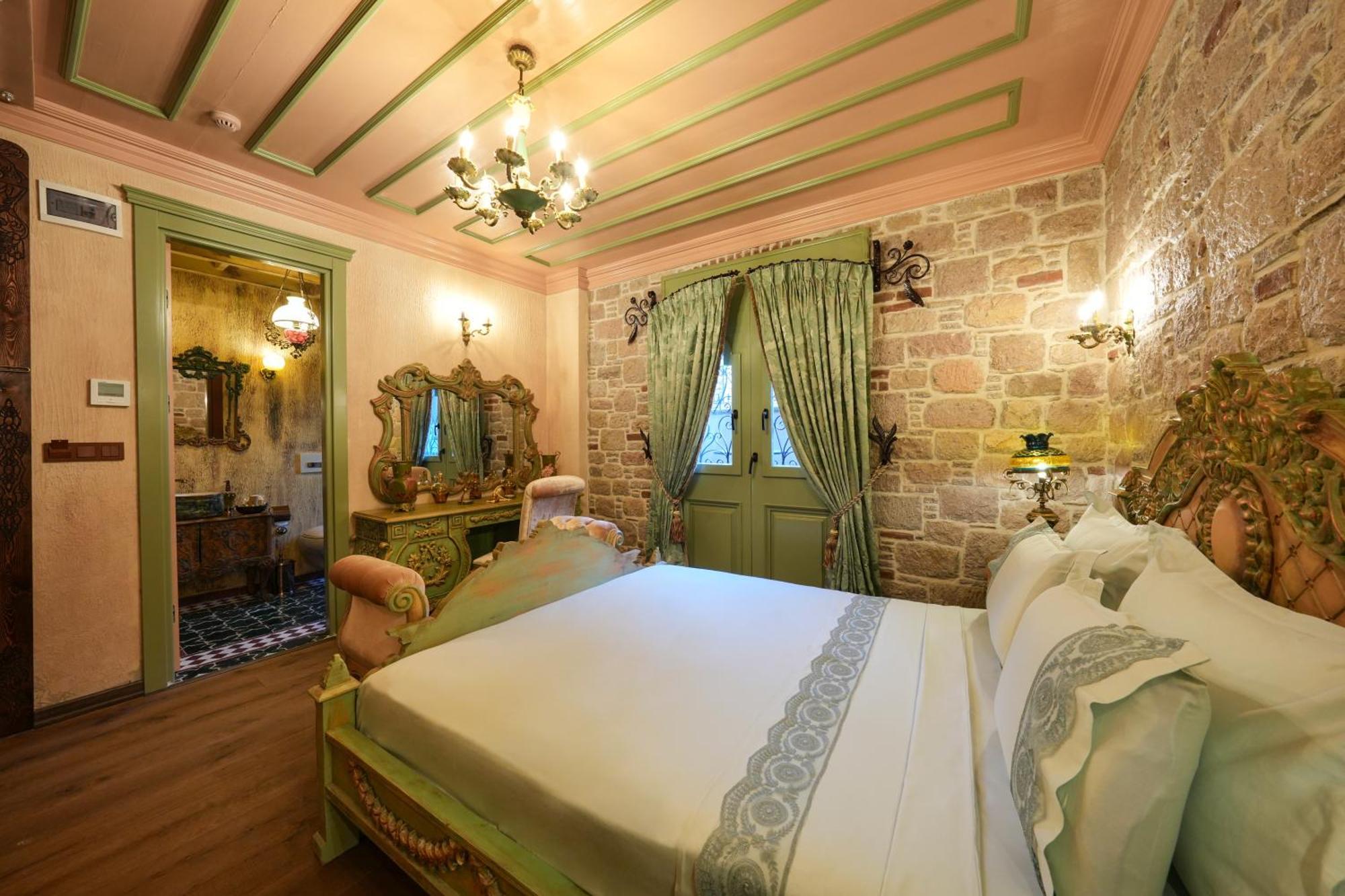 Hotel Naz Su Cunda Esterno foto